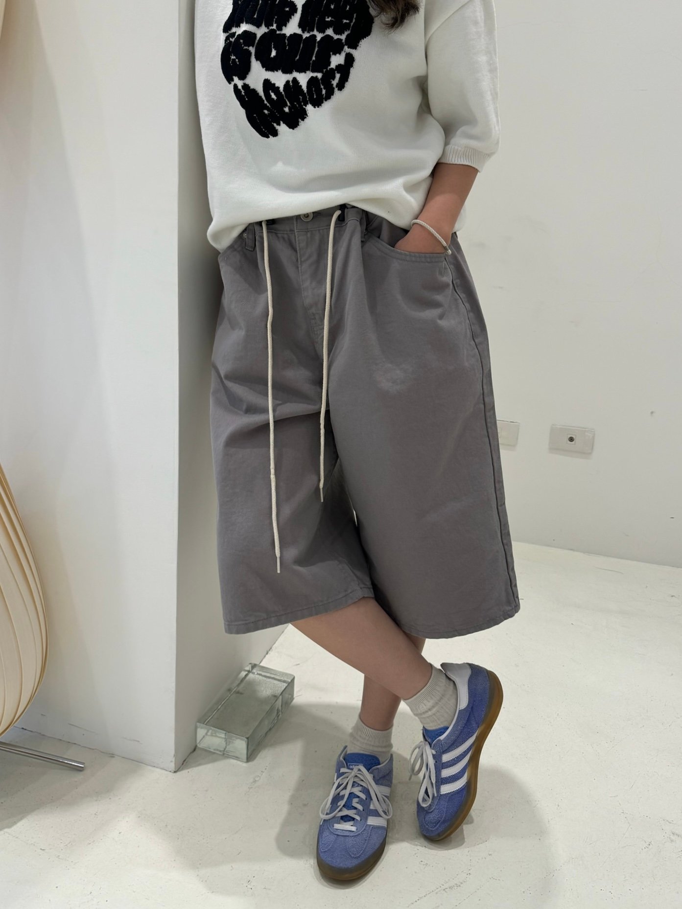 (UNISEX) 束腰抽繩 素色7分褲 - 2C