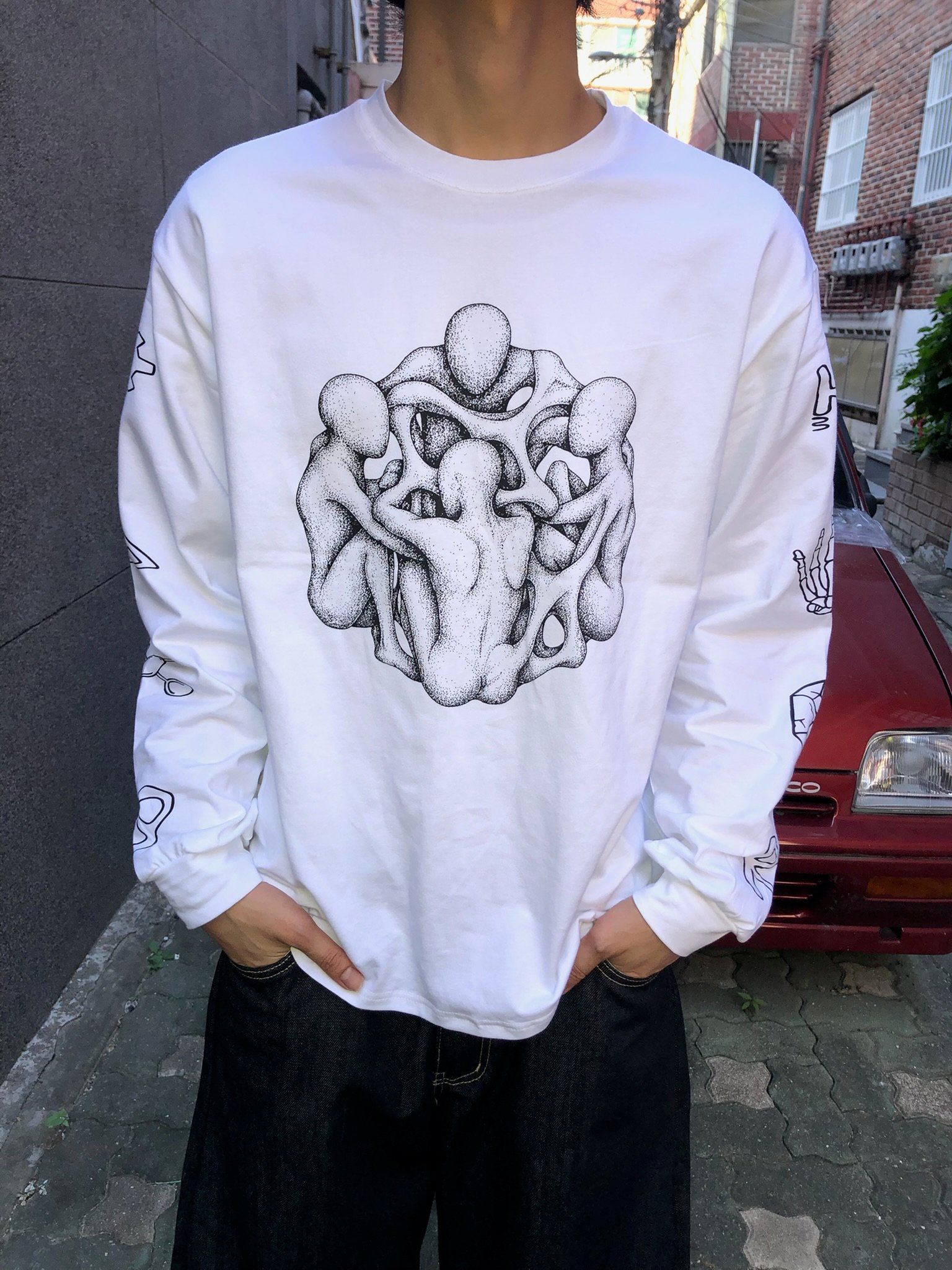 獨特街頭 印刷造型 微短版 薄長袖 - 3C