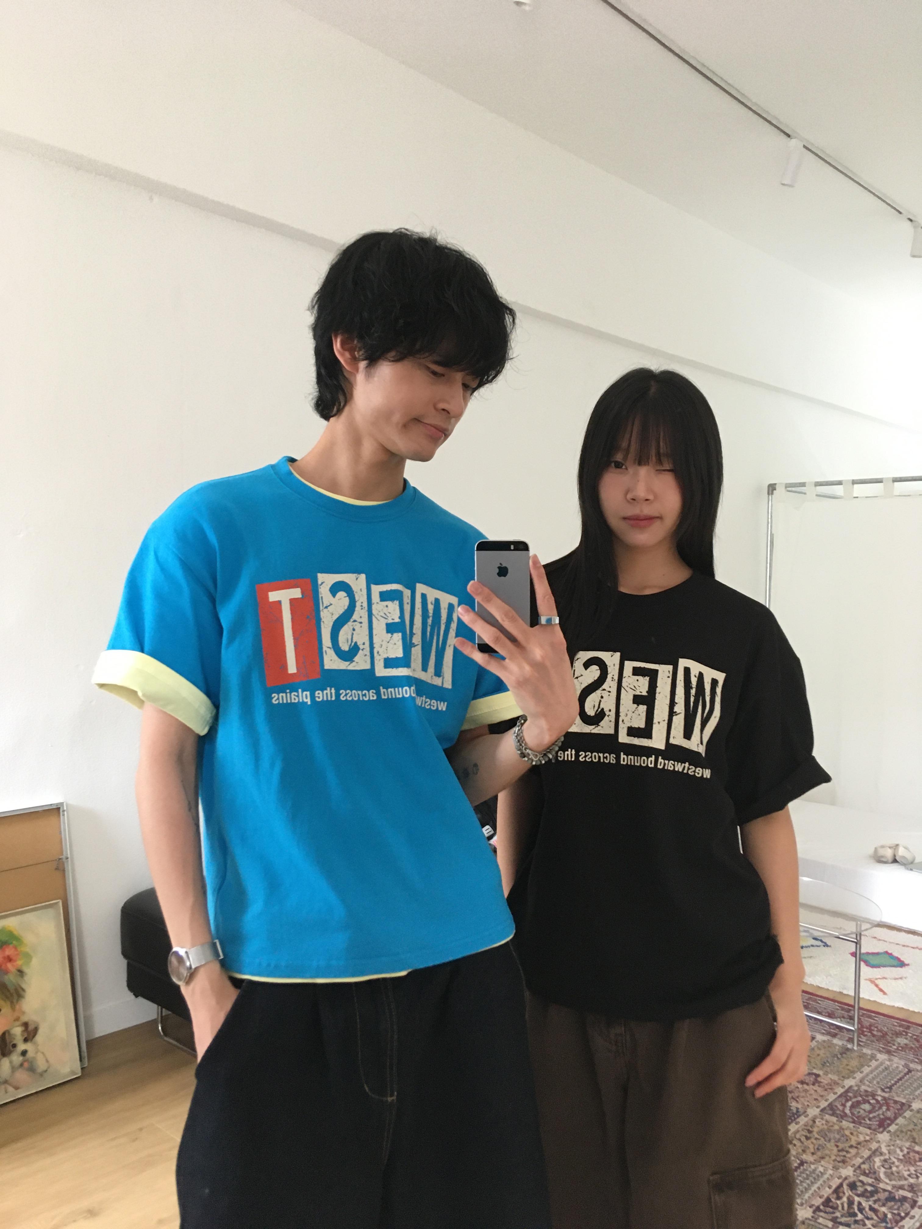 West 夏季涼感色調 印刷造型 短版 短袖 上衣 - 4C
