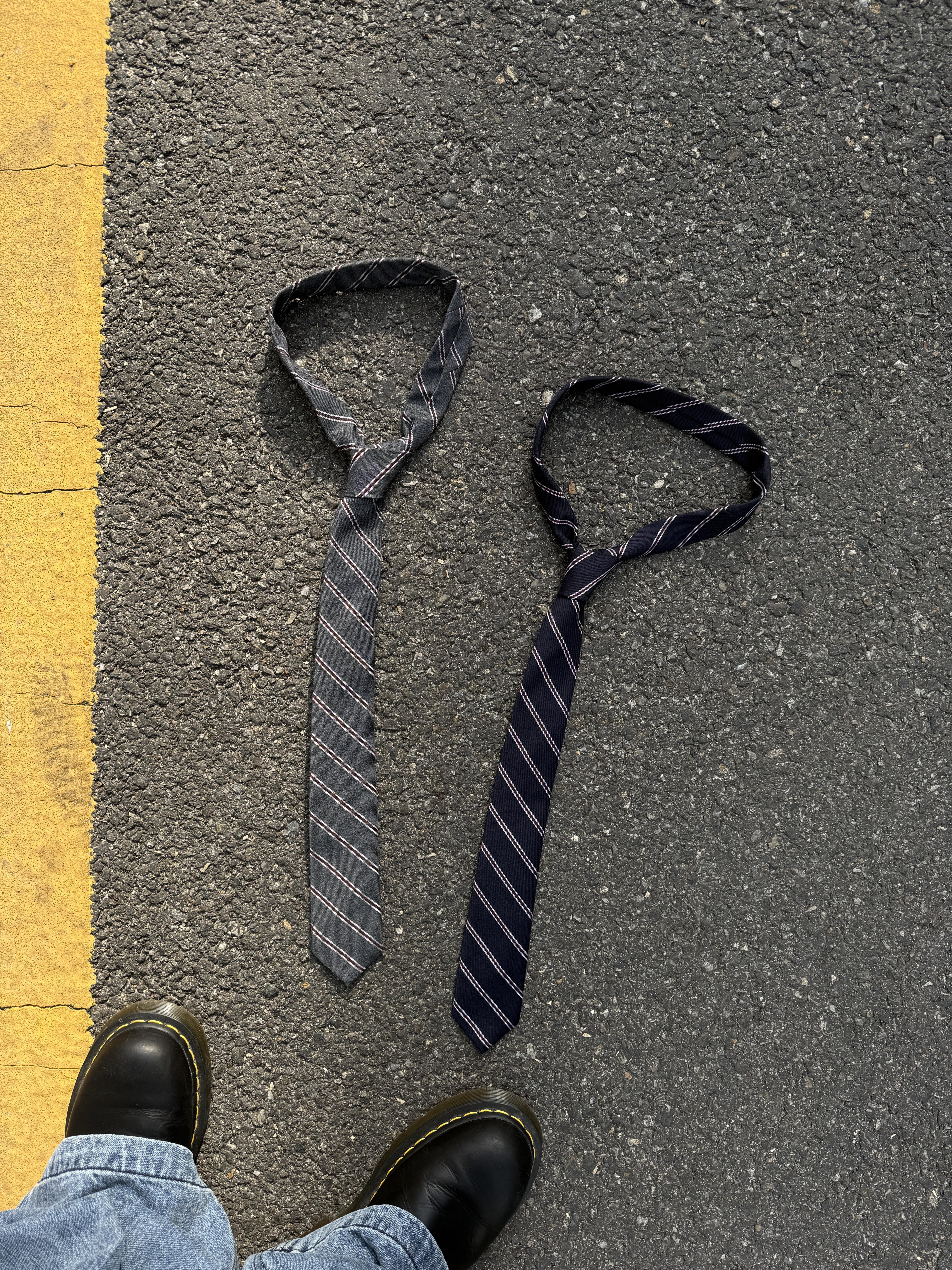 斯文辦公人 經典配色 窄版 條紋 領帶 - 2C