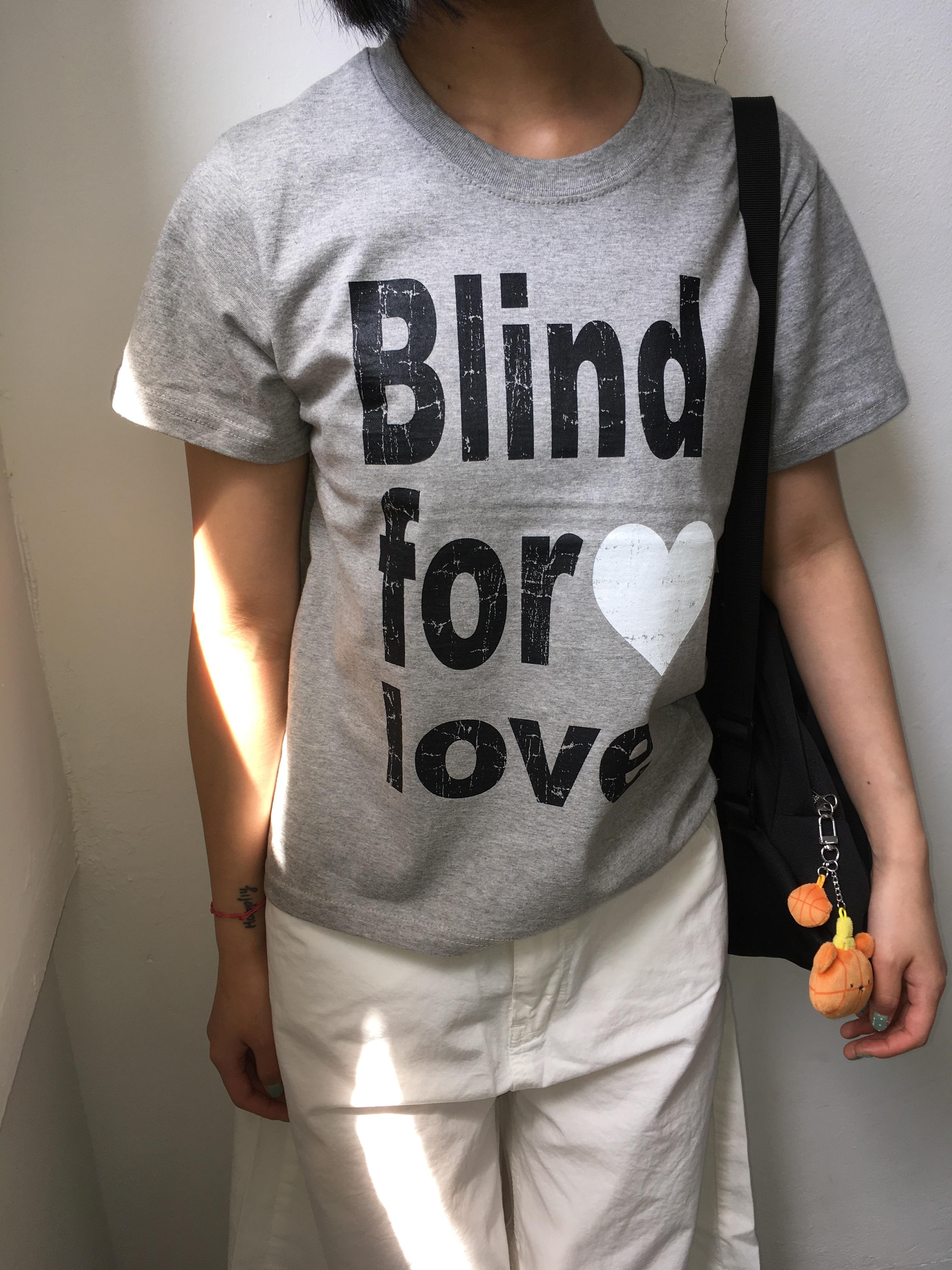 Blind for love 彩繪印刷 短版 短袖 - 3C