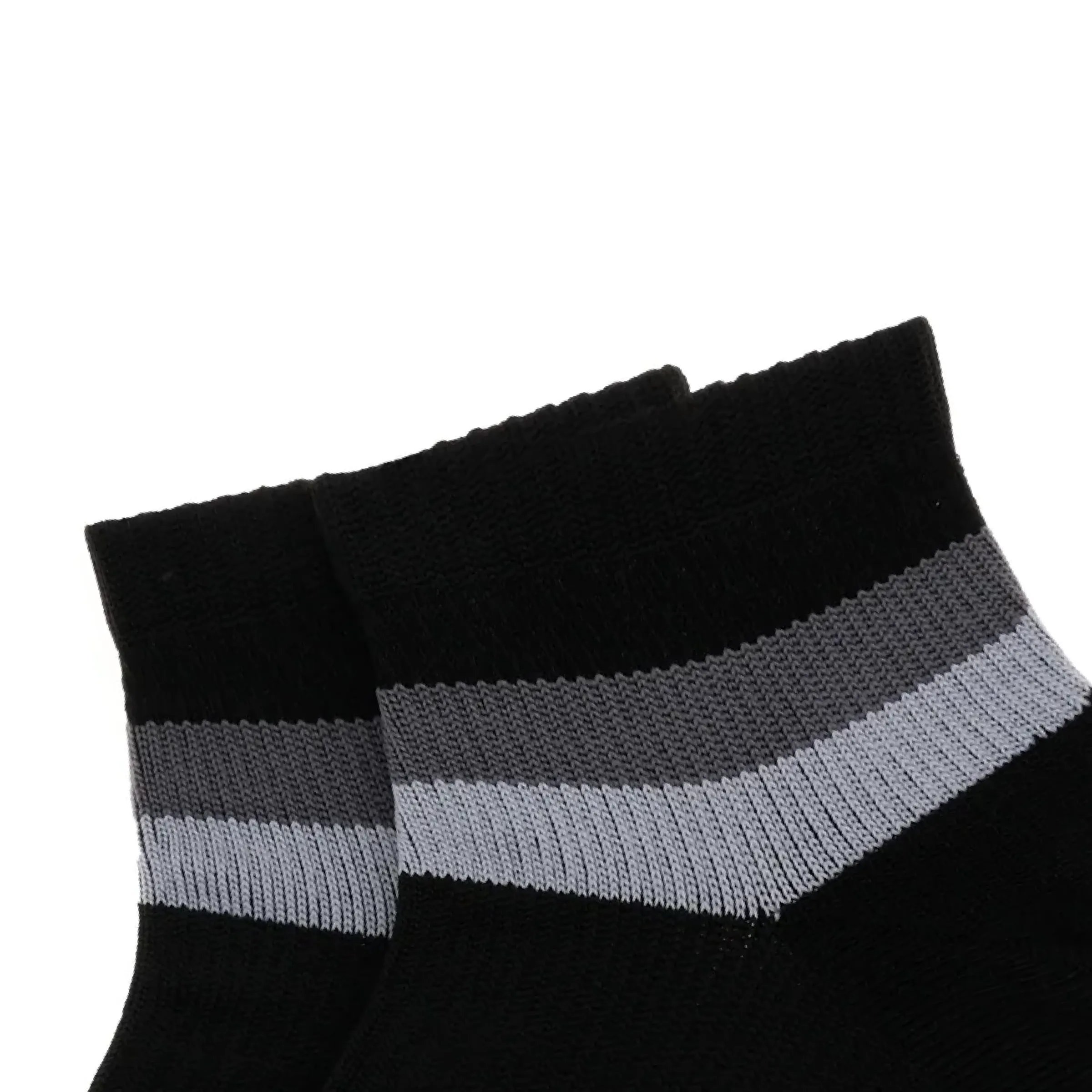 [ Stripes ] 雙色輕薄感條紋踝襪（黑底）