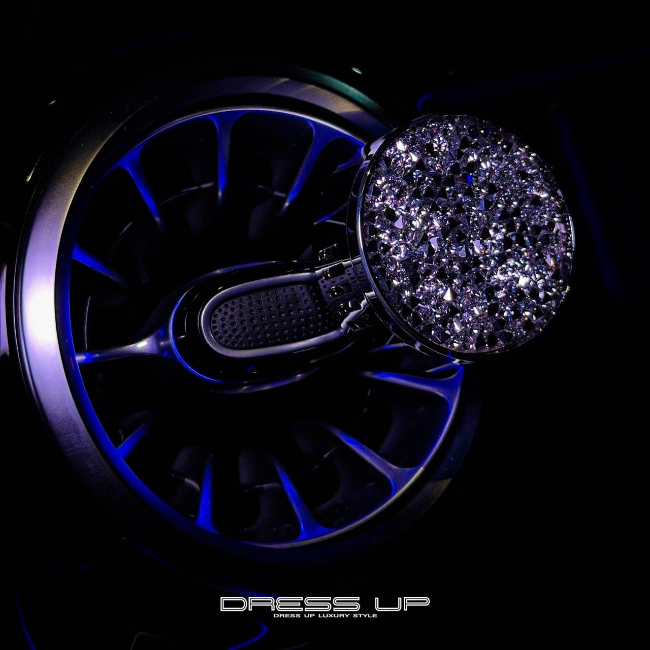 GEN DNA水鑽金屬出風口香薰擺飾