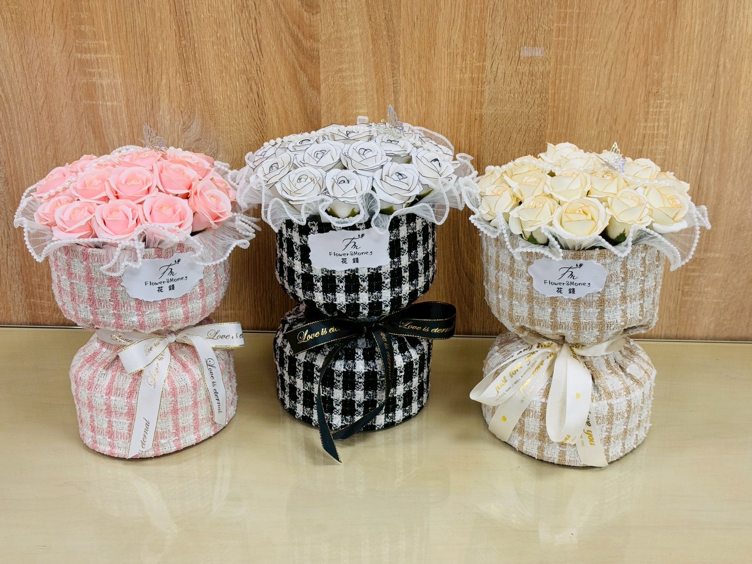 『現貨』19朵小香風香氛花束