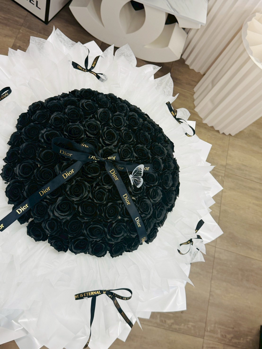 【客製化】99朵香氛大型花束／可藏禮