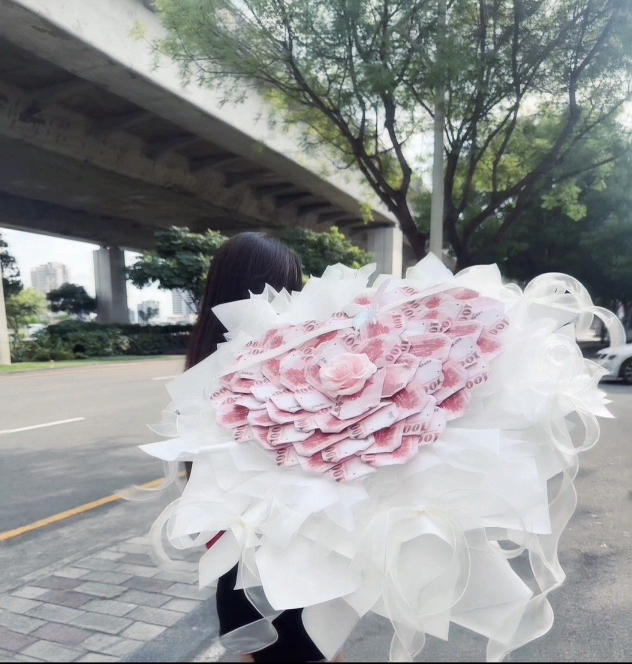 【客製化預購】有錢花愛心款大型花束系列／報價不含鈔票費用