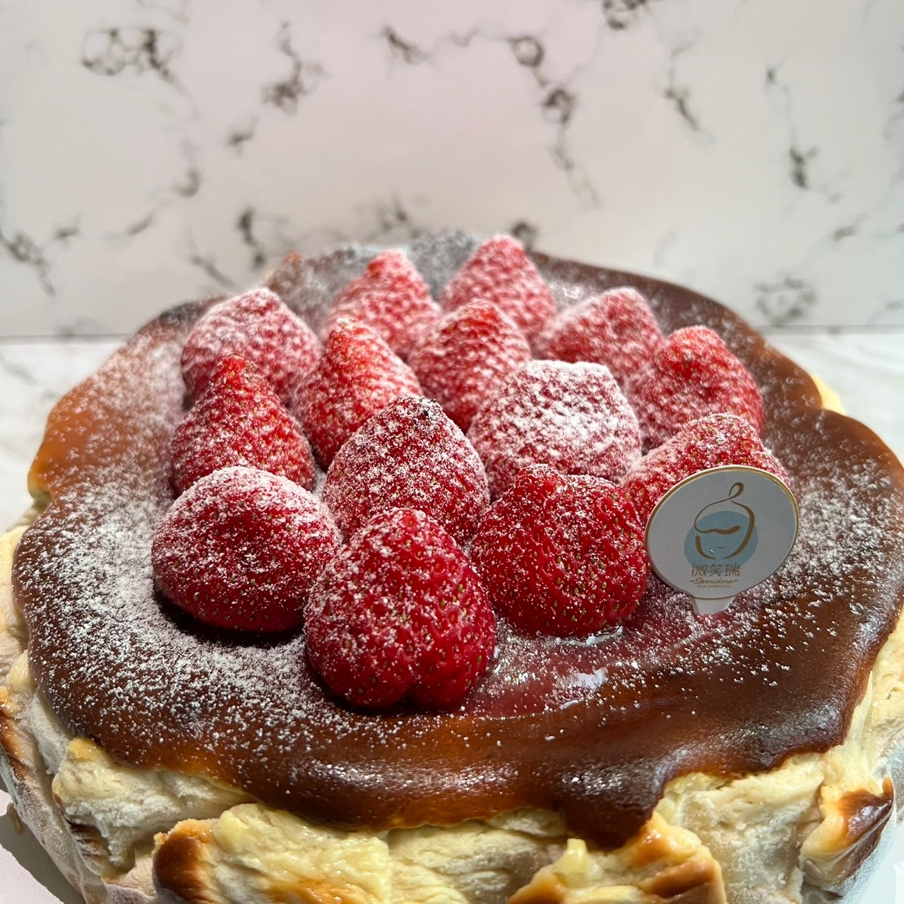 草莓巴斯克乳酪