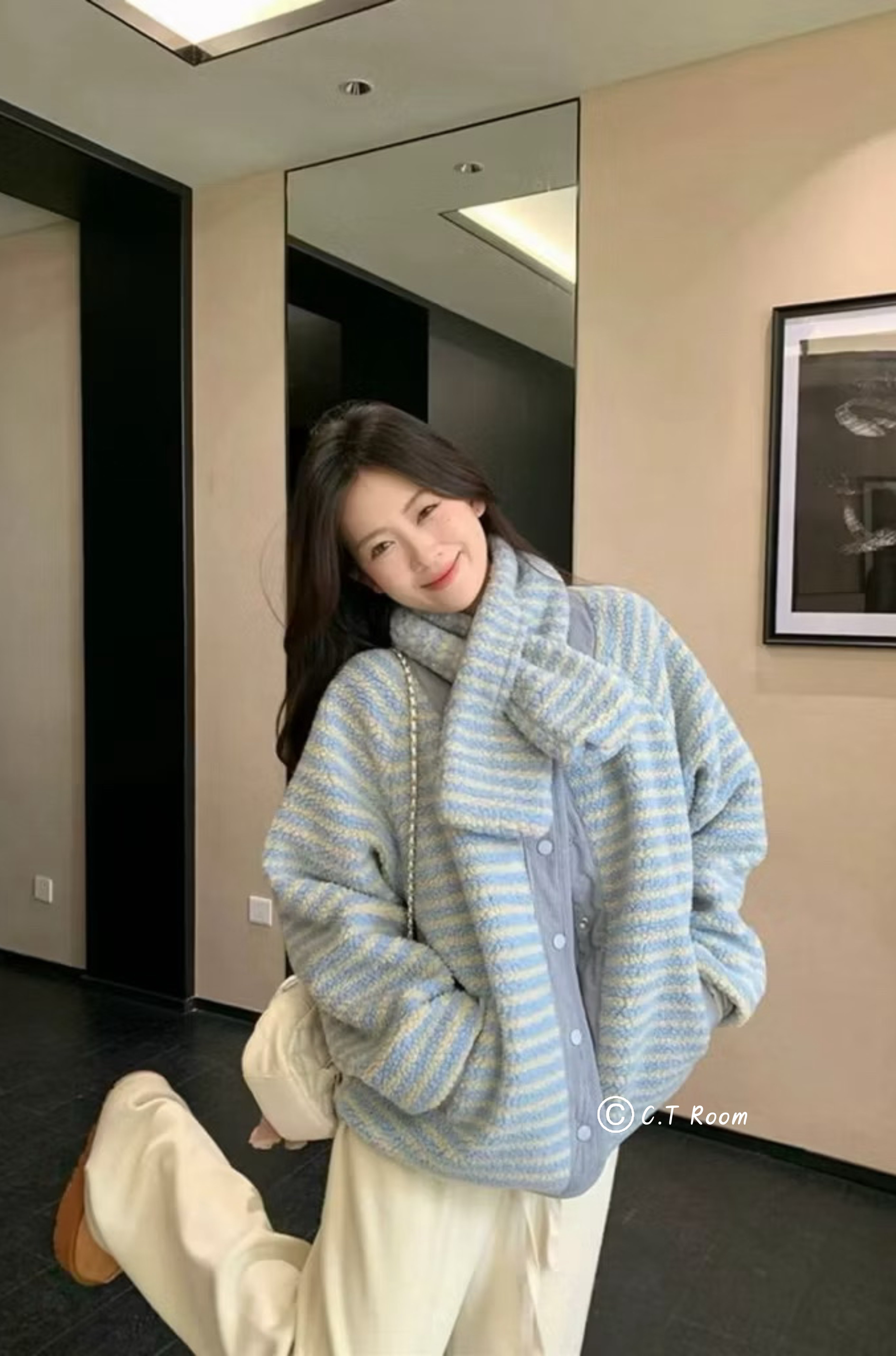 CP值超高！附圍巾雙面穿鋪棉外套