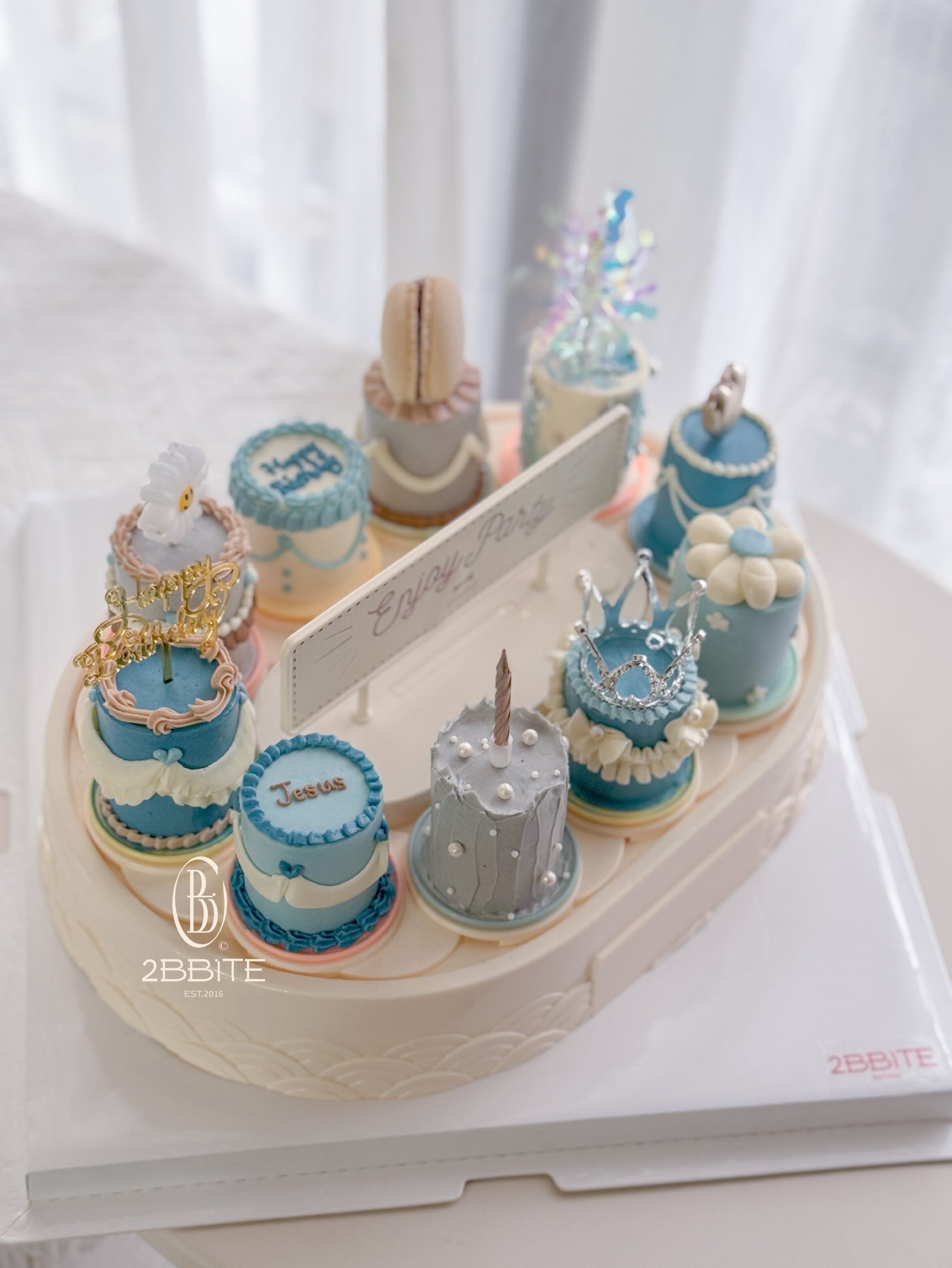 「10入款小蛋糕旋轉機」藍色派對