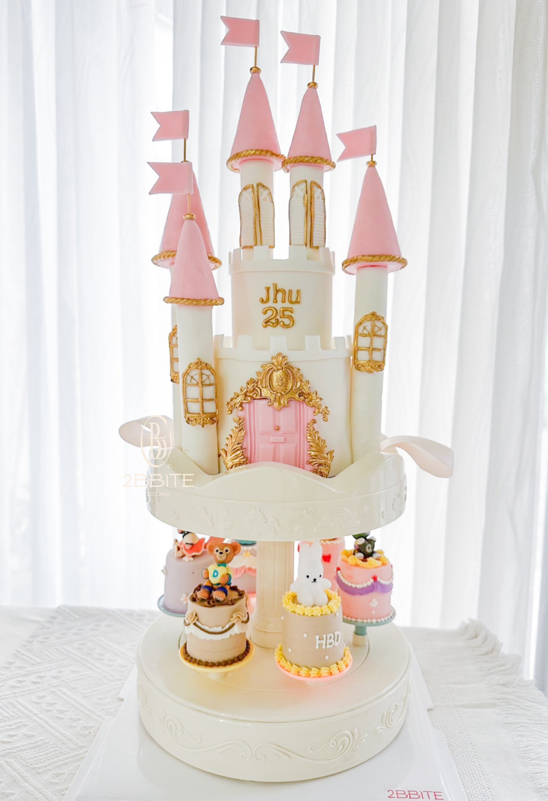 「雙層旋轉機」達菲好朋友城堡