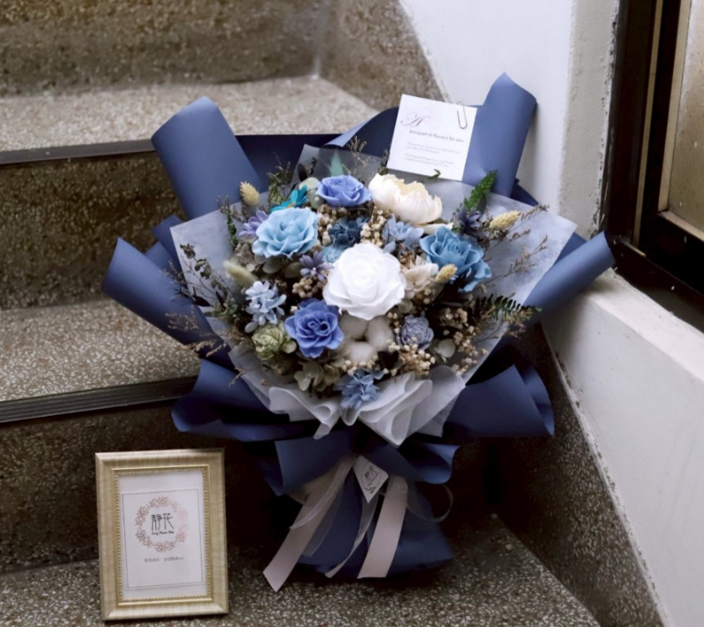 【豪華大花束】客製玫瑰花束﹧乾燥花﹧情人節﹧母親節﹧畢業花束﹧紀念日﹧求婚婚禮