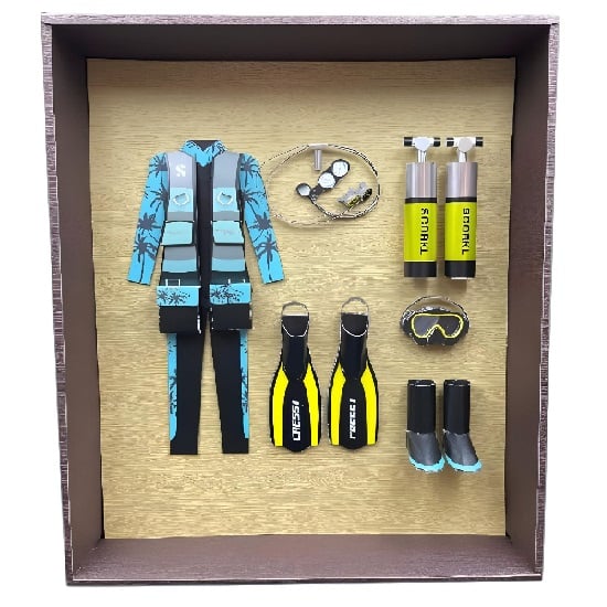 紙紮潛水服禮盒