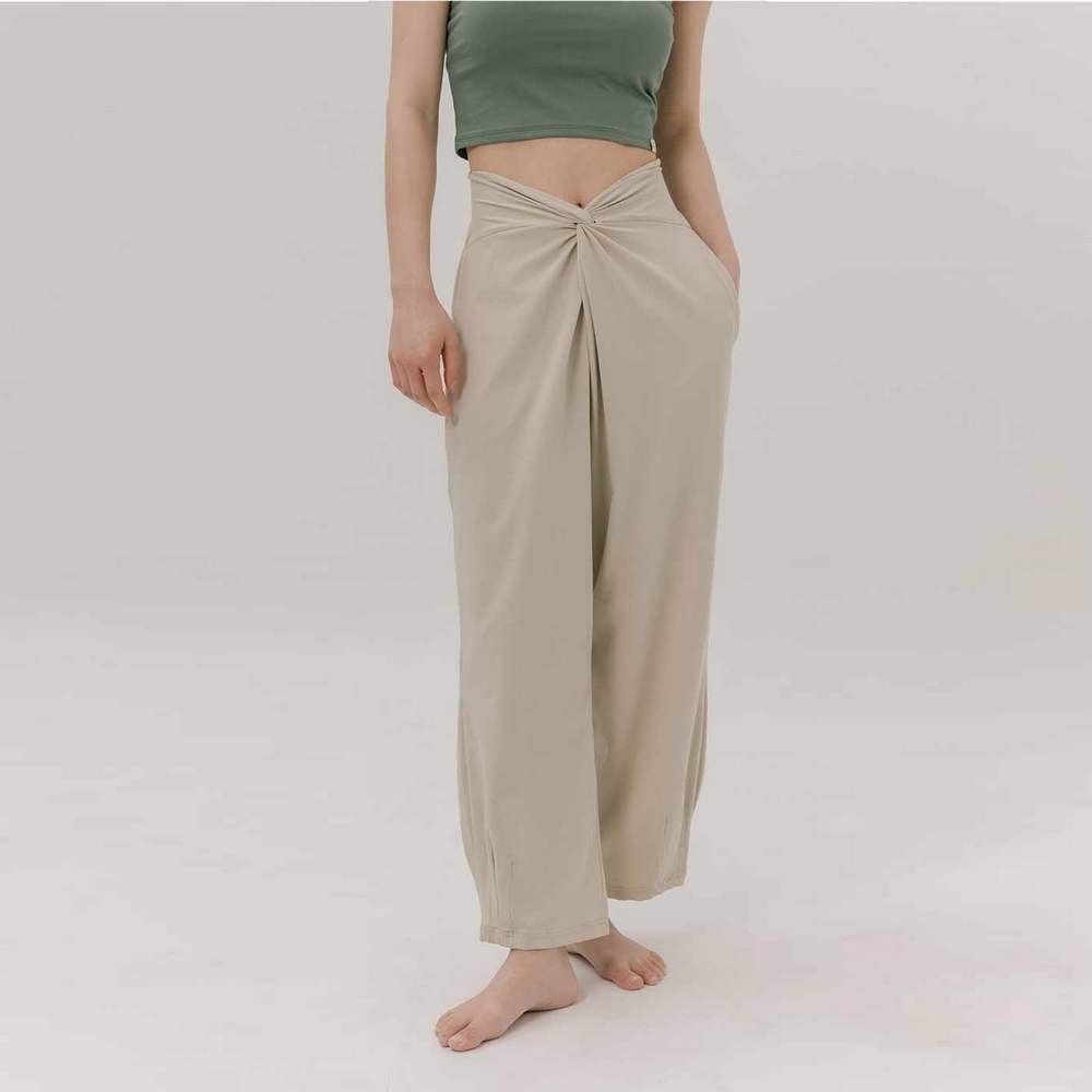 【2色】Sohamsoham 瑜珈扭結直筒收腳褲 象牙白 SOH004IVY