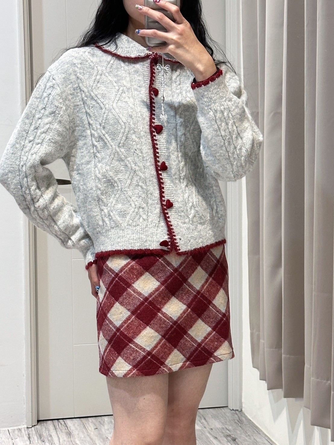 卡哇依愛心扣麻花針織衫