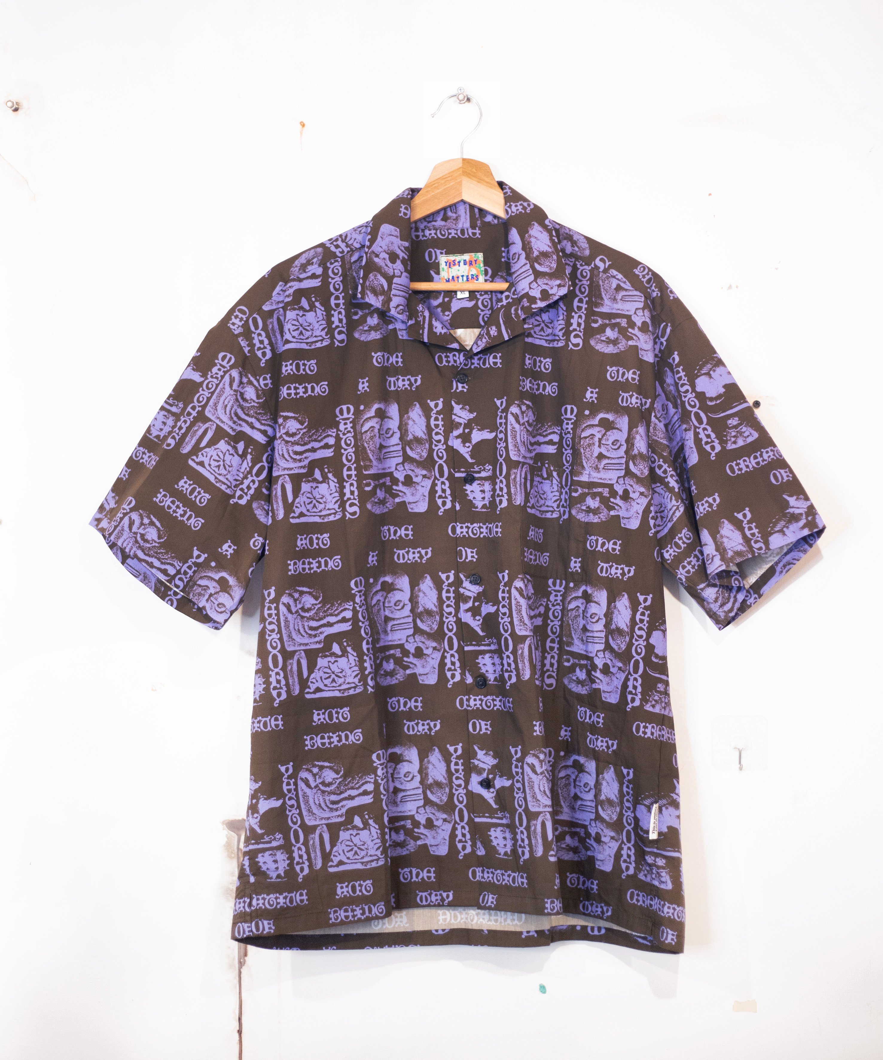 Pre order| **THIS IS YESTORY ,LOST IN TIME.** SHIRT