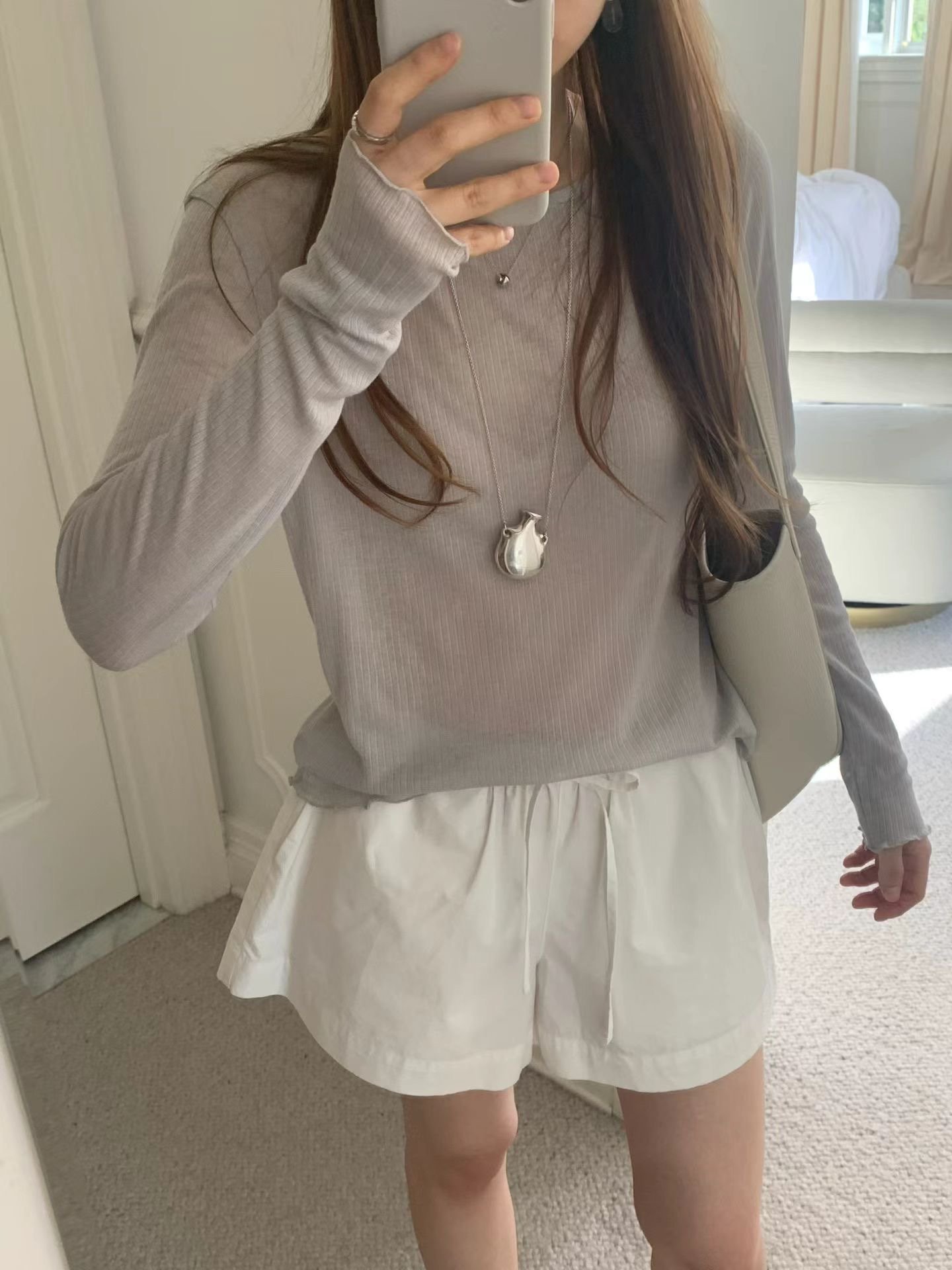 last 1早鳥價！《ounce》花邊下擺薄透打底衣