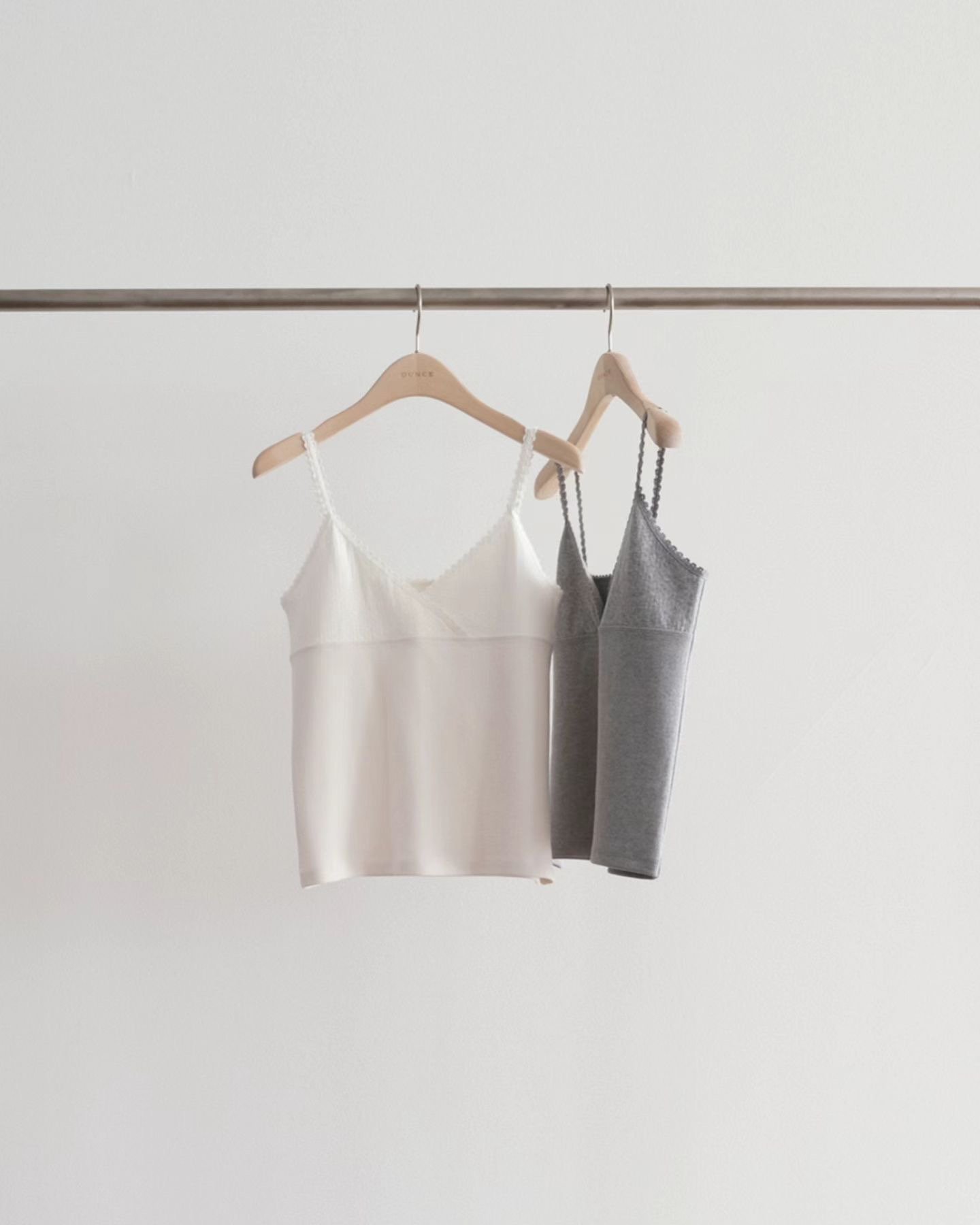 last 1早鳥價！《ounce》花邊蕾絲肩帶背心