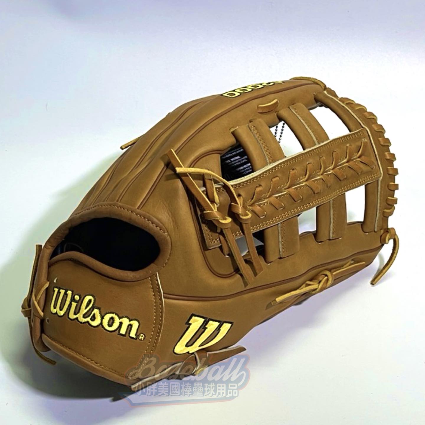 (小胖美國棒壘) 現貨 經典原皮色，美規Wilson A2000 1810 12.75”外野手手套 棒球 壘球 適用