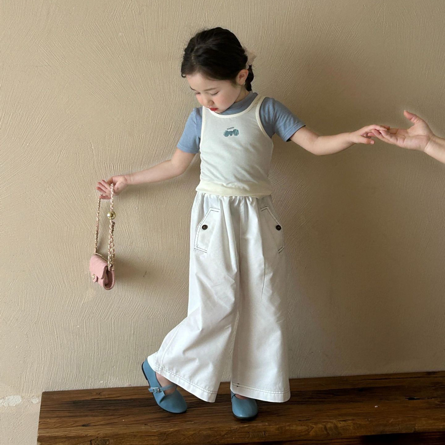 D1-003 韓版藍白女童背心+短袖2件套/褲子