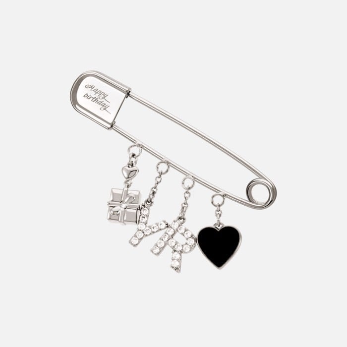 Girls' Generation 少女時代 YURI 2023年生日周邊 別針組