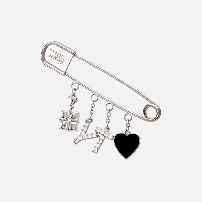 NCT YUTA 2023年生日周邊 別針組