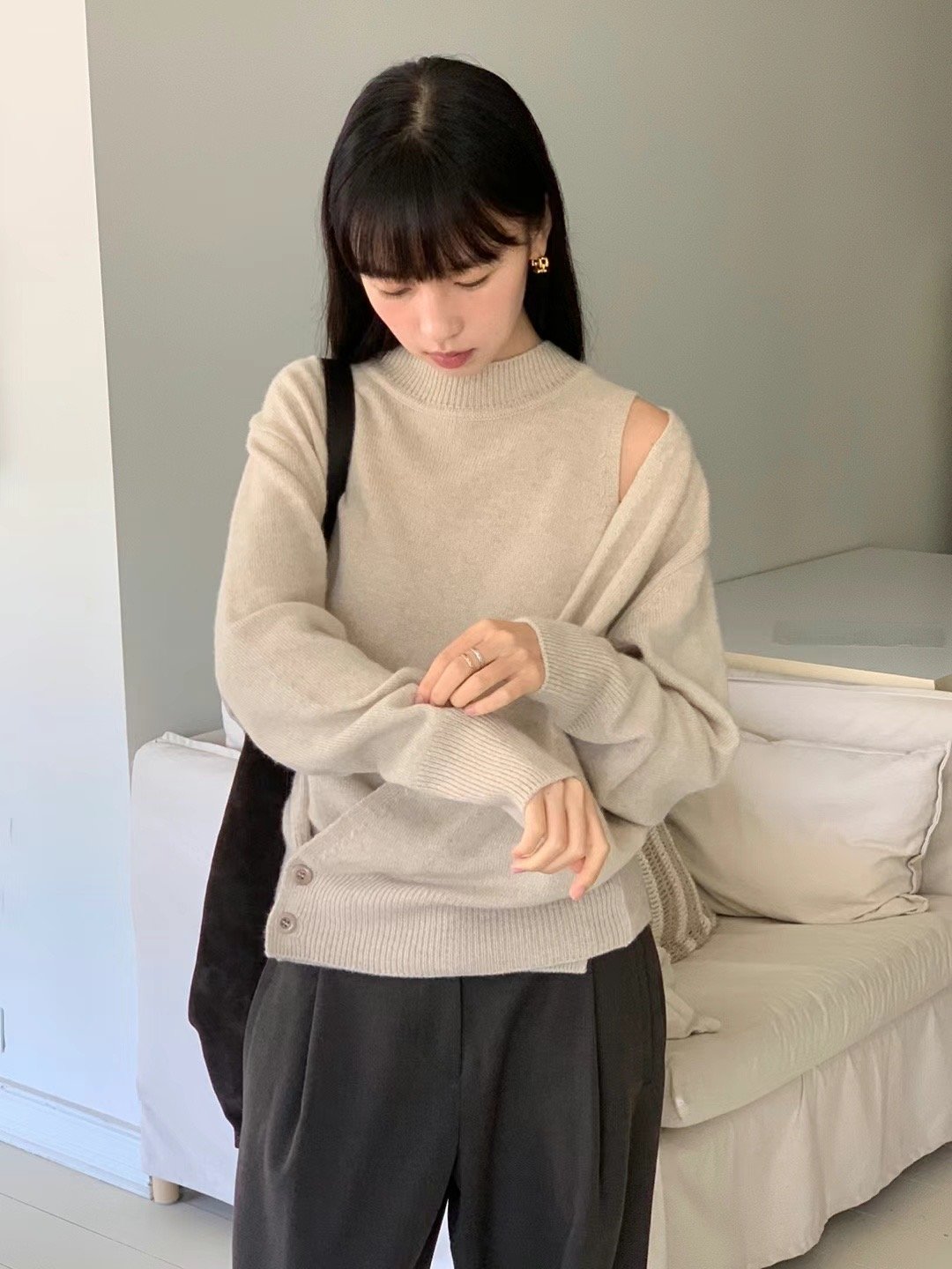 G01 設計感小露肩毛衣 4colors