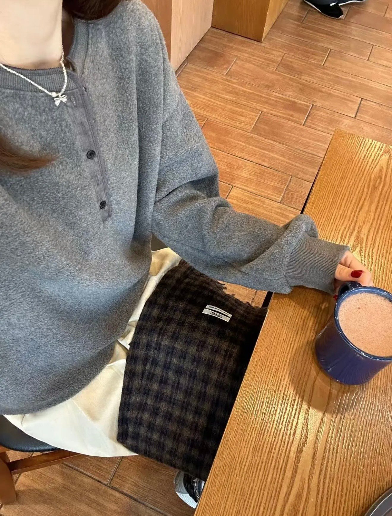 De17 排扣大學Tee