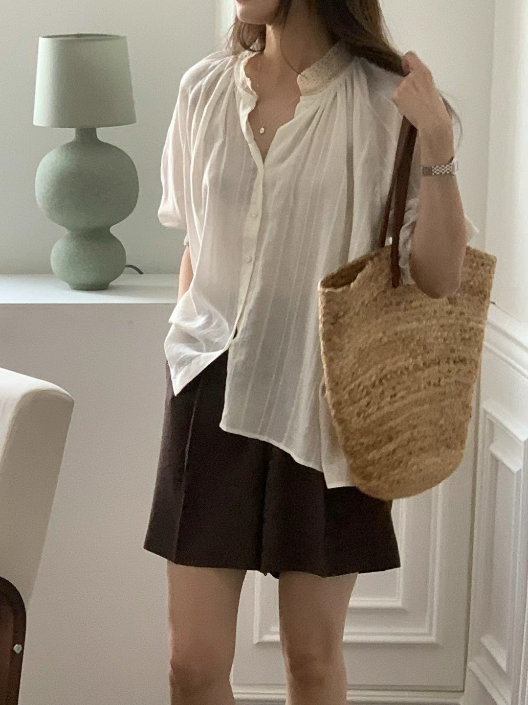 B02 小蕾絲七分袖上衣