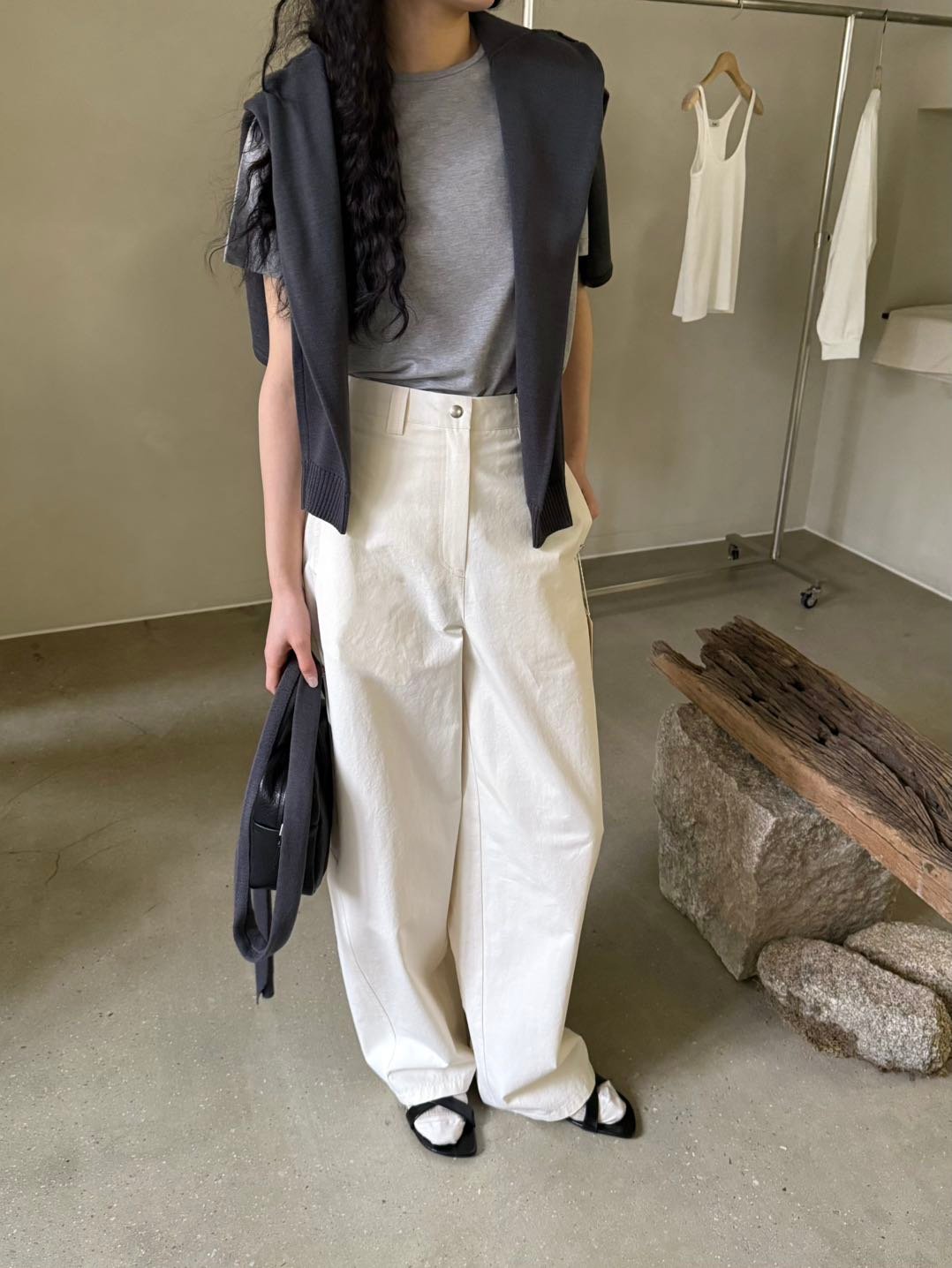 Ap23 高腰繭型白褲