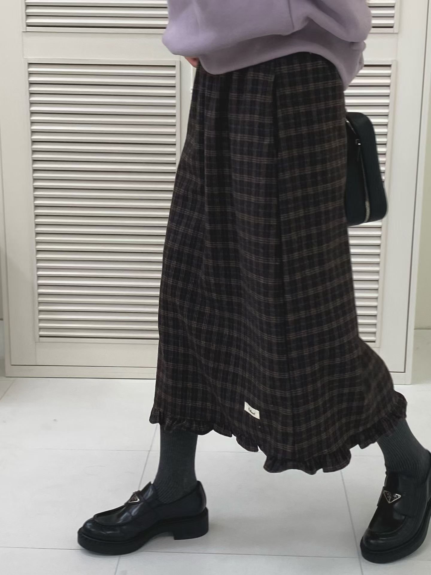 De07 毛呢格紋花邊裙