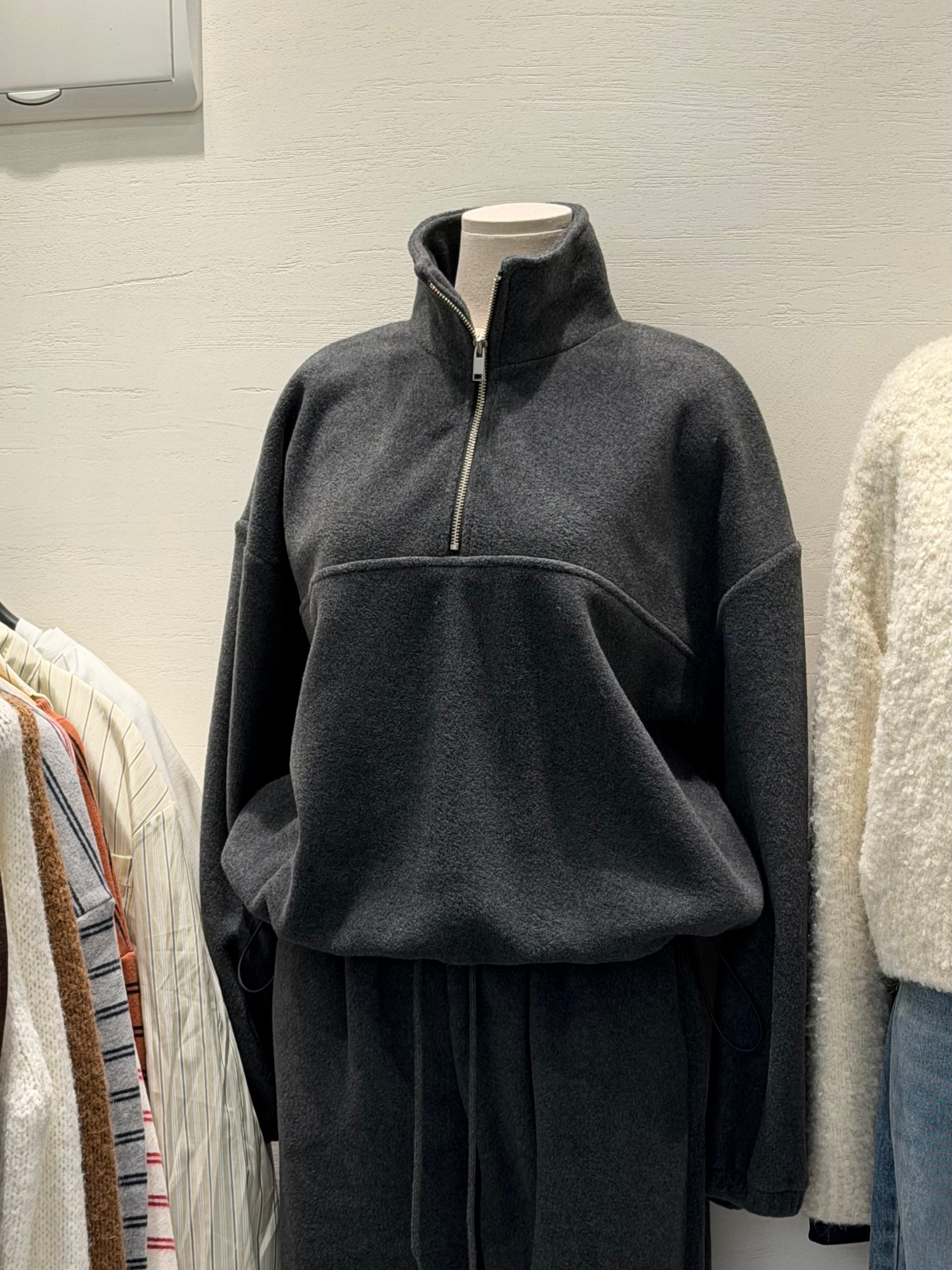 De23 立領搖粒絨上衣