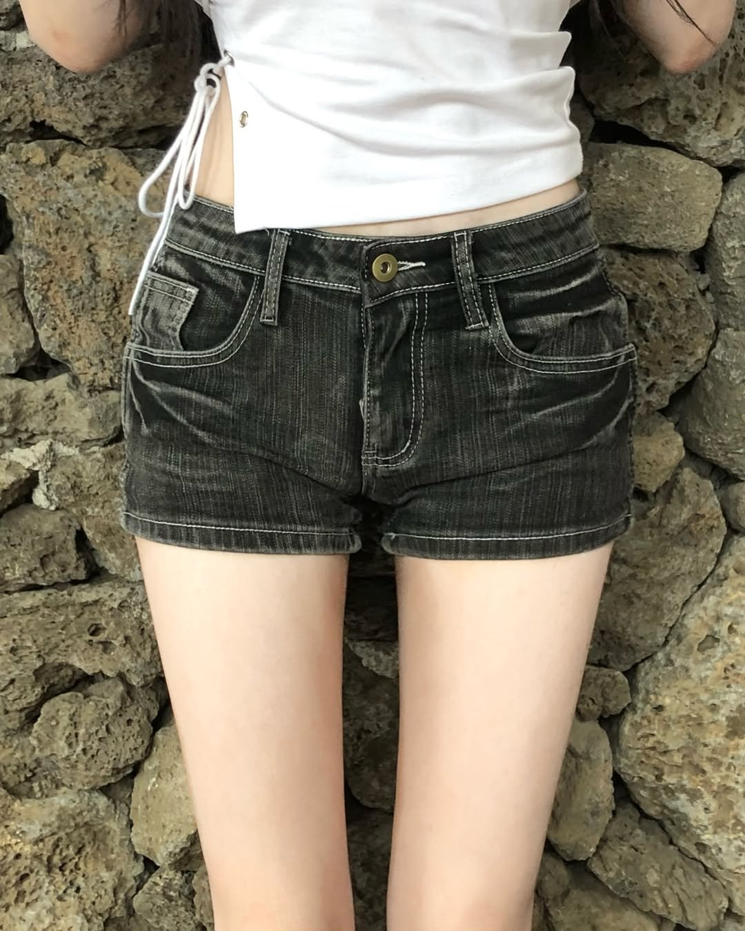 Night Crush Shorts 後口袋低腰裂痕pt