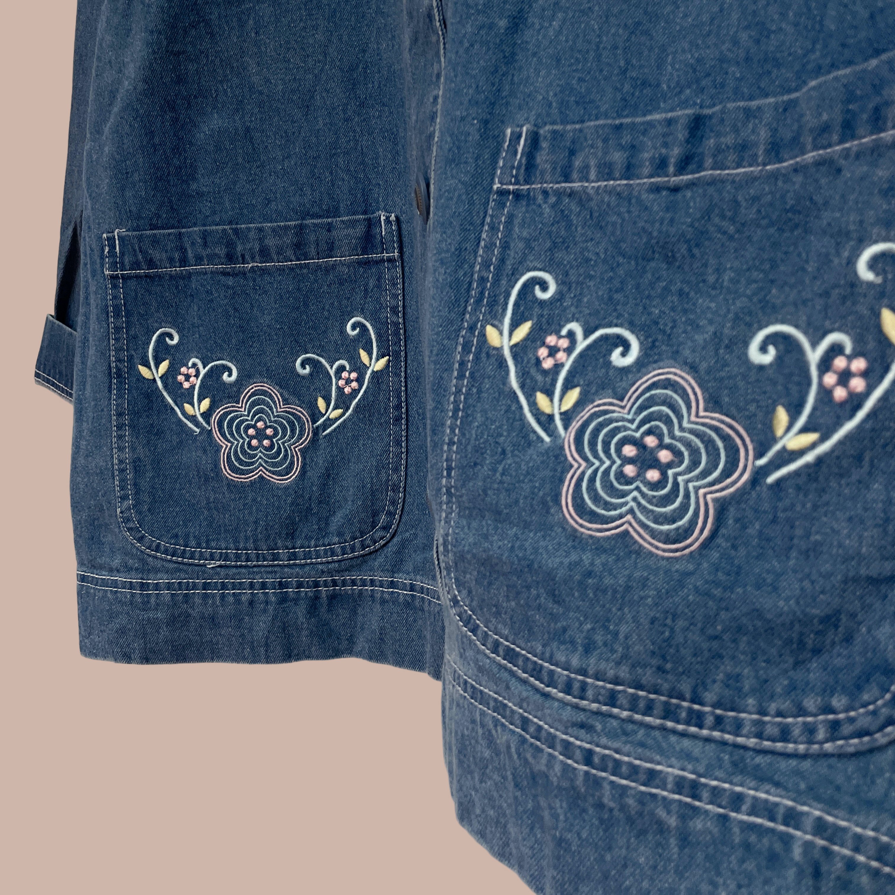 ✿眨眼有電✿ {M0143} 牛仔電繡小花圖騰外套