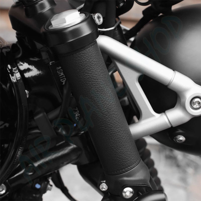 凱旋Scrambler900前避震套  凱旋speedtwin900前叉套 凱旋streettwin黑化