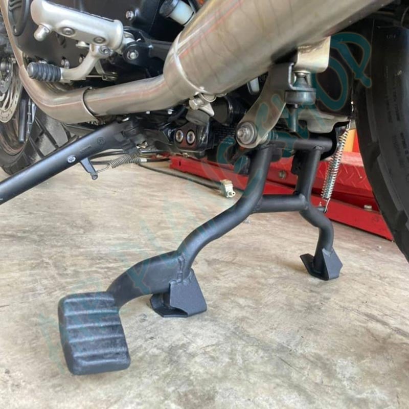 凱旋Street Scrambler中柱 Street twin中柱 凱旋Scrambler中駐 凱旋駐車