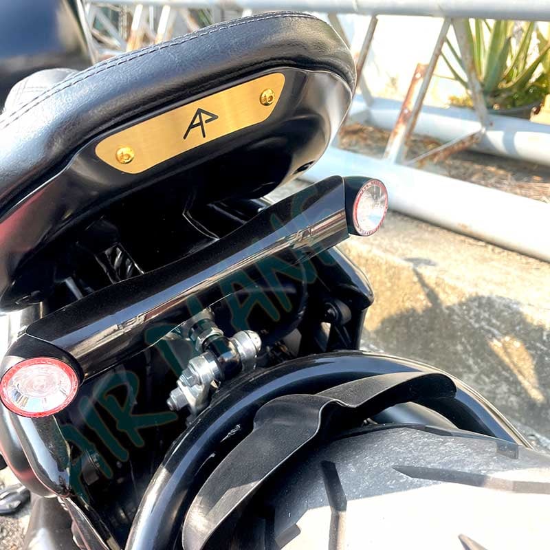 凱旋bobber尾標 bobber車標