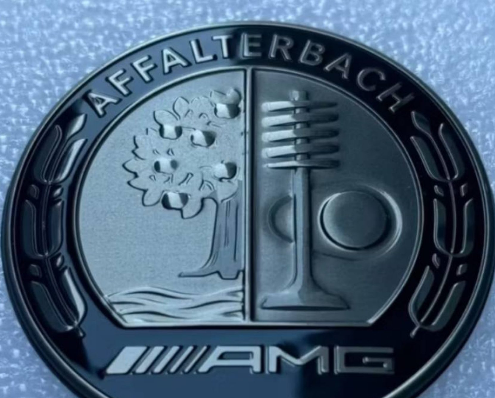 EQE引擎蓋夜色版標