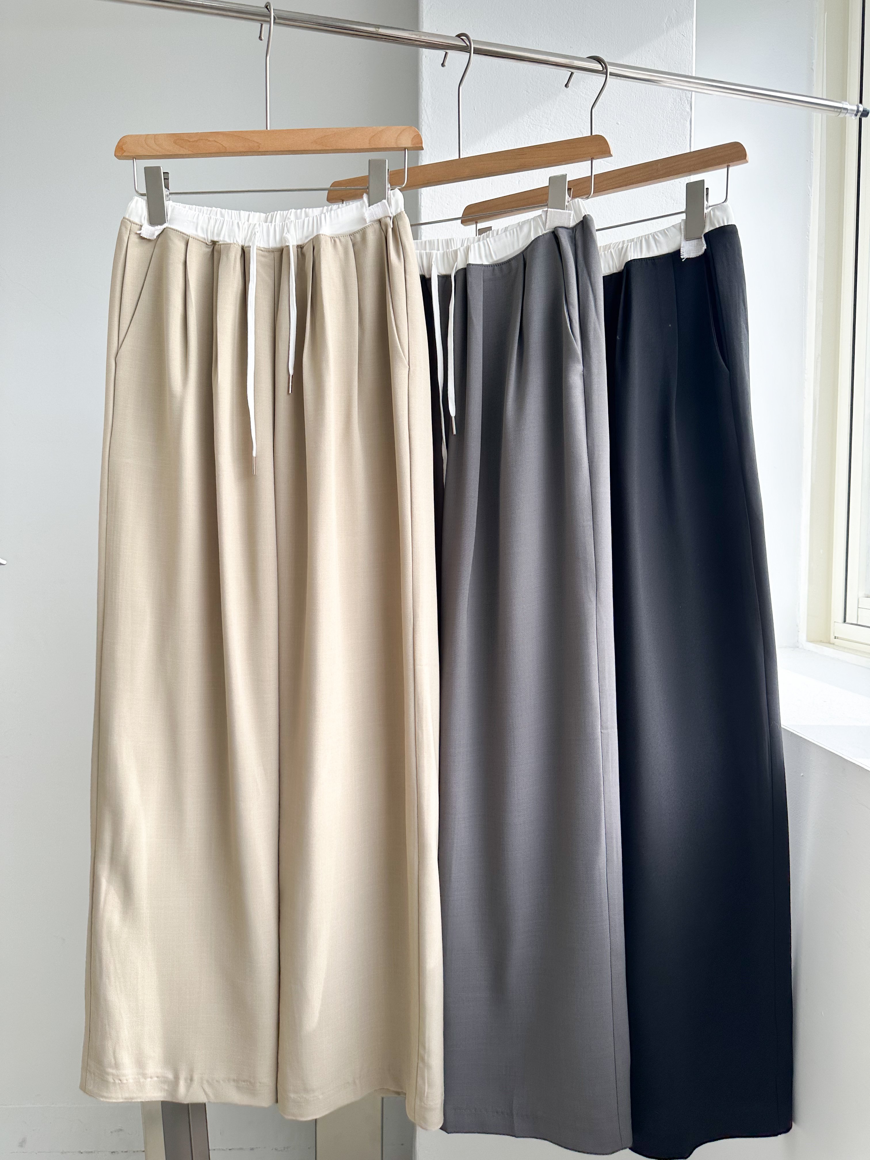 H22 白拼接鬆緊西褲