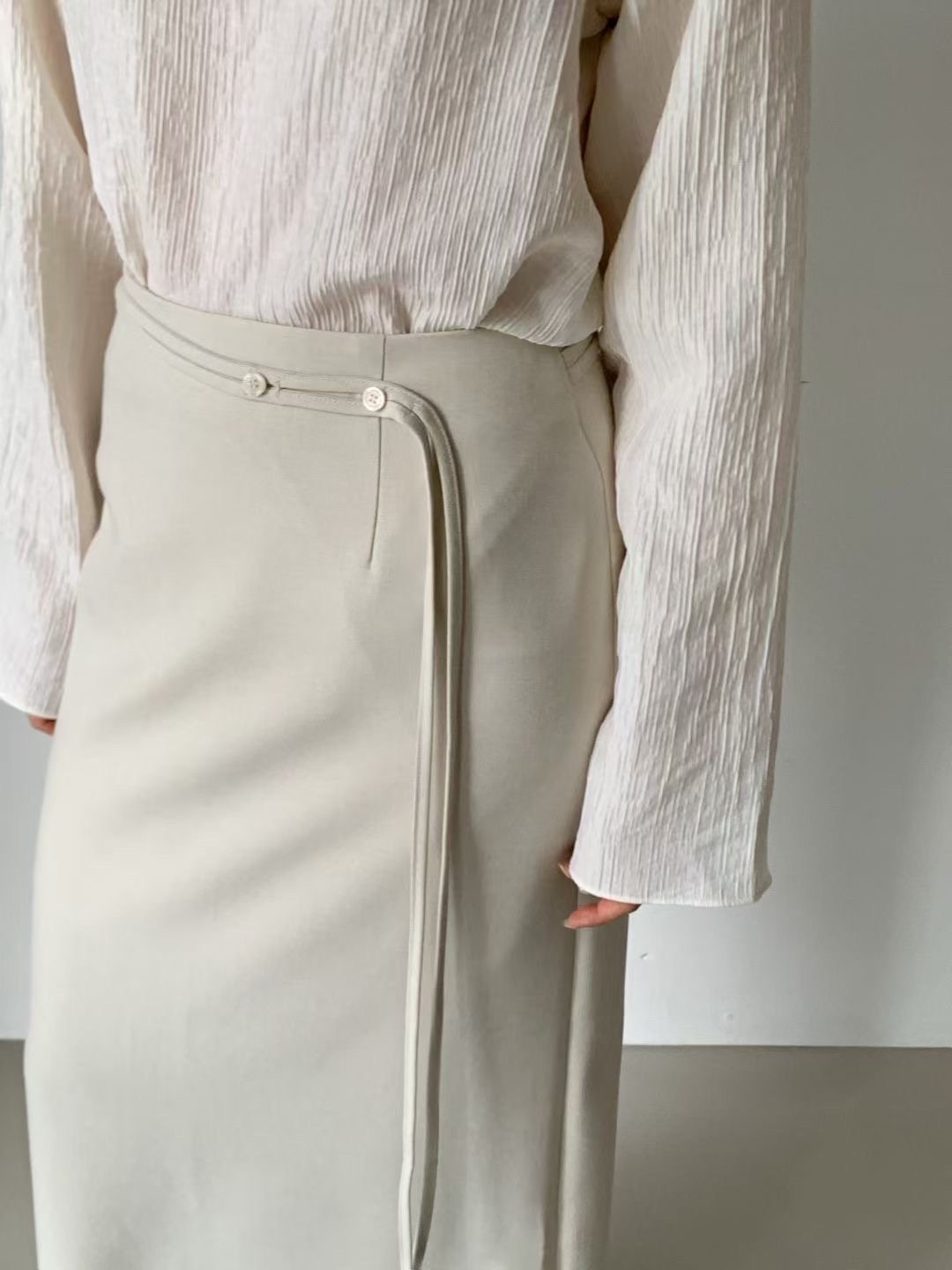 B10 腰間繩設計半身裙