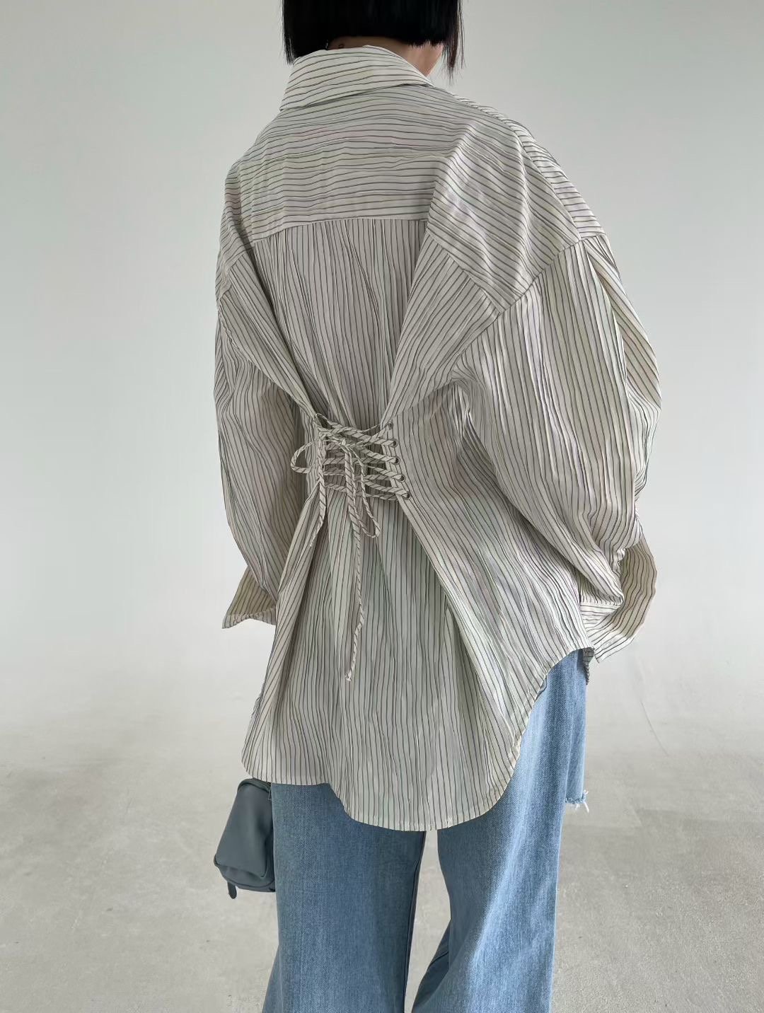 B11 立體直紋後綁設計款襯衫