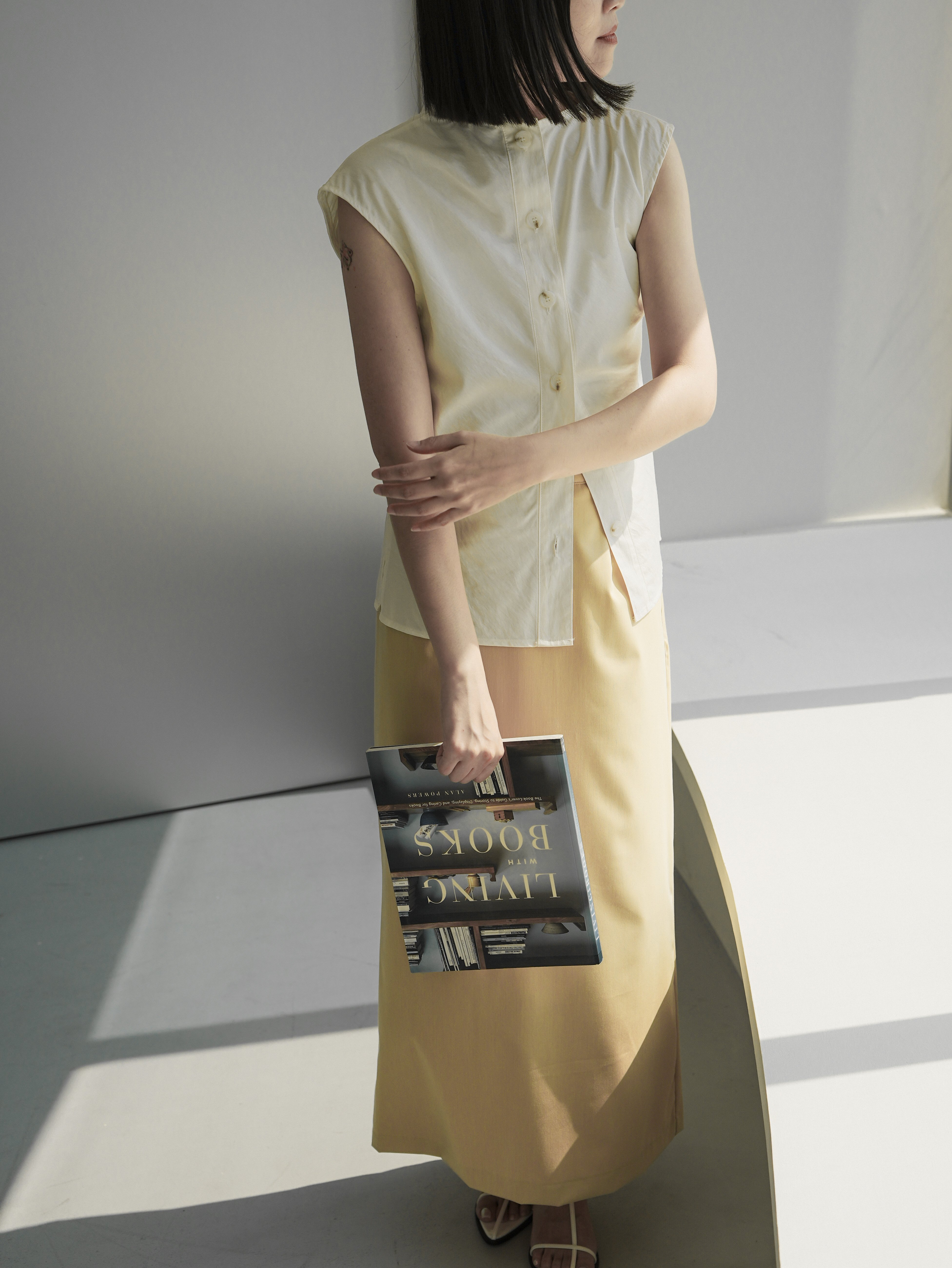 T04 直筒修身比例西裝裙