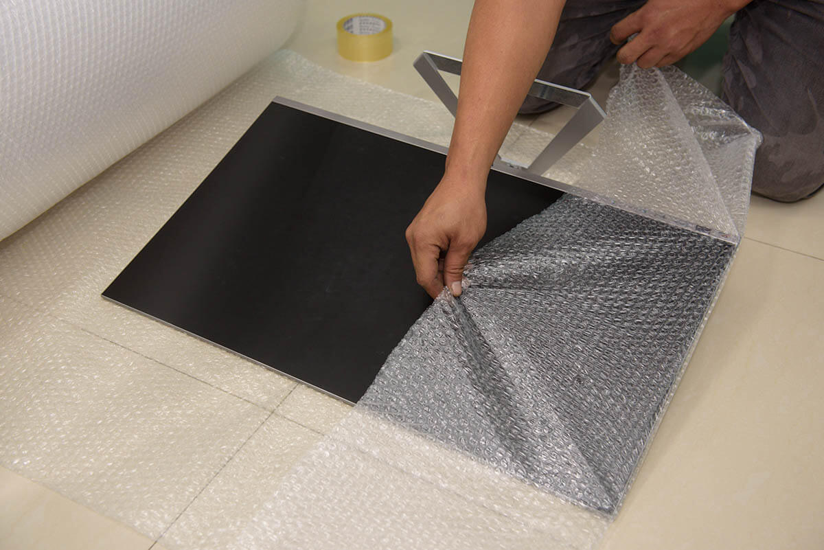 如何用氣泡布保護家具？搬家儲物專家教你完整教學與高效秘訣！