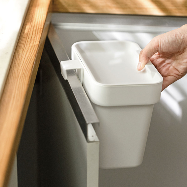 櫃門掛式垃圾桶 (清理方便) 壁掛垃圾桶 垃圾桶 掛式垃圾桶 廚房垃圾桶 垃圾桶大容量 除臭 廚餘桶 廚餘