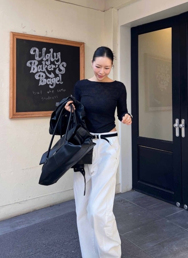 可兩面穿花花蕾絲彈性打底衫