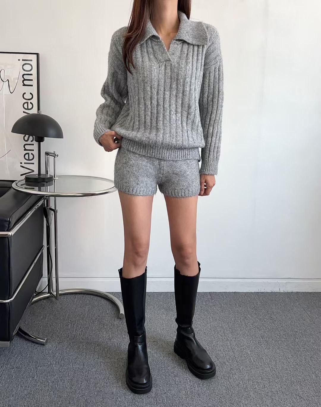 翻領坑紋落肩針織衣＋鬆緊短褲SET