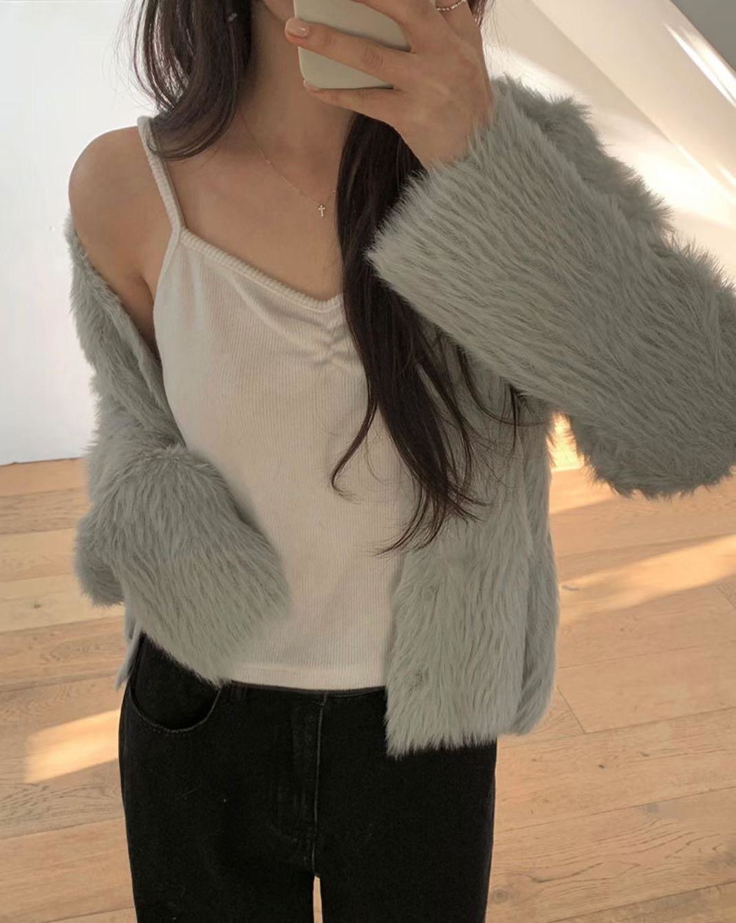 毛毛款毛排扣小外套