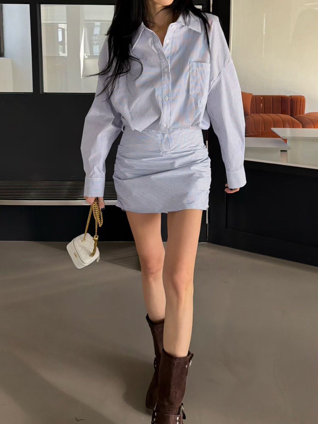 拼接側抓皺窄版裙直紋襯衫短洋