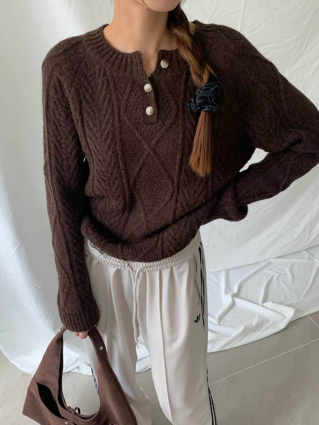 亨利排釦領麻花針織衣