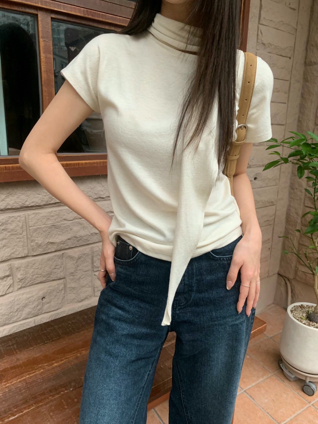 素色短袖薄款羊毛衣（附綁巾）