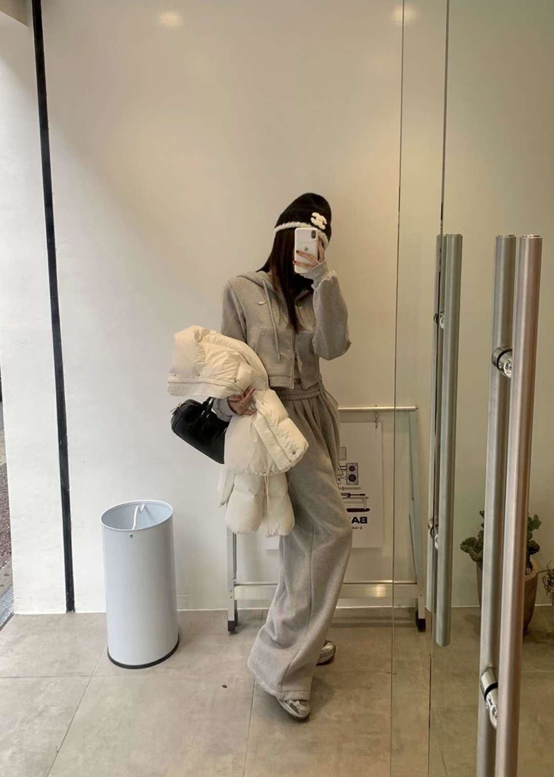 小圓牌休閒短版連帽外+長褲SET